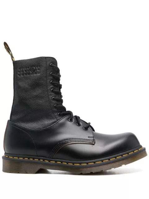 Cheap MM6 Maison Margiela x Dr. Martens leather boots Men 0202